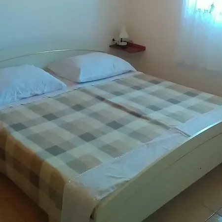Apartment Ema